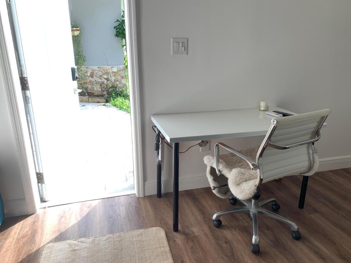 Biscayne Garden'S Studio Golden Glades Exterior foto